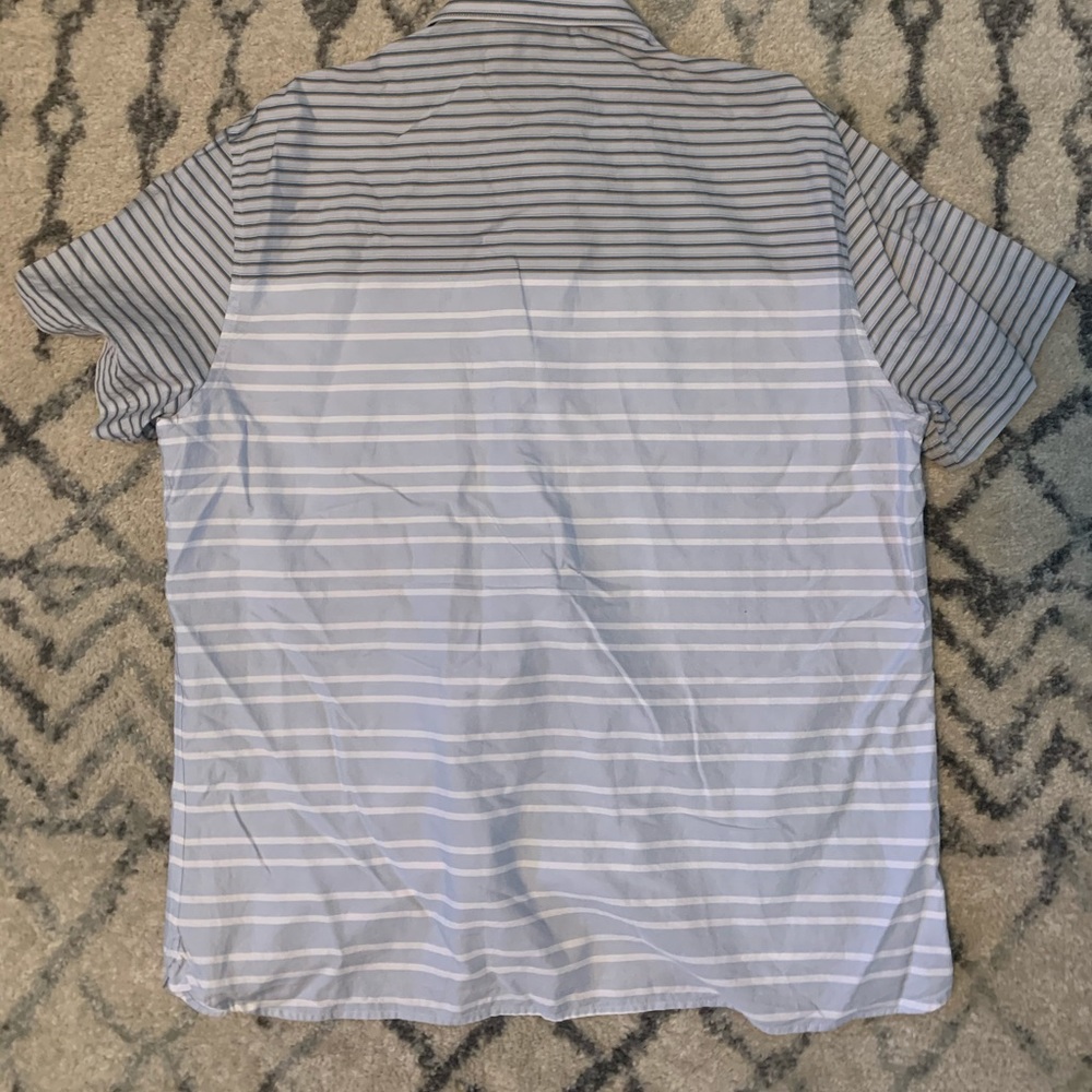 Perry Ellis button down - Picture 5 of 5